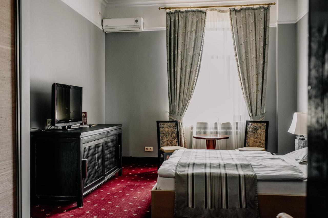 קוקשטאו Plaza Hotel מראה חיצוני תמונה