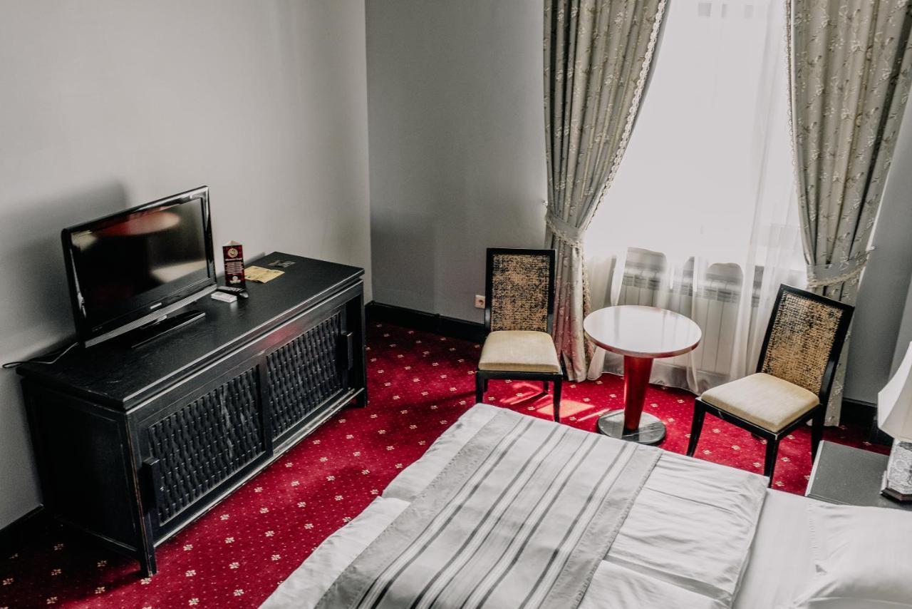 קוקשטאו Plaza Hotel מראה חיצוני תמונה