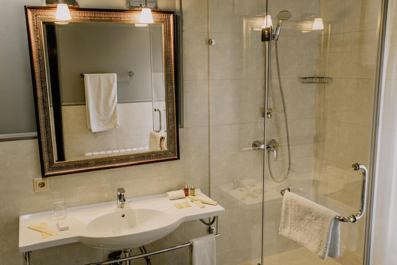 קוקשטאו Plaza Hotel מראה חיצוני תמונה